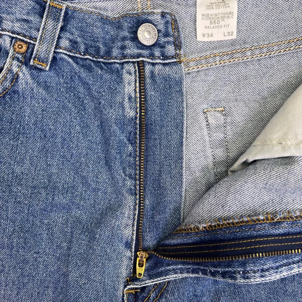 Levis 550 Jeans Mens 32x31 Blue Denim Relaxed Tapered Casual High Rise Retro Y2K